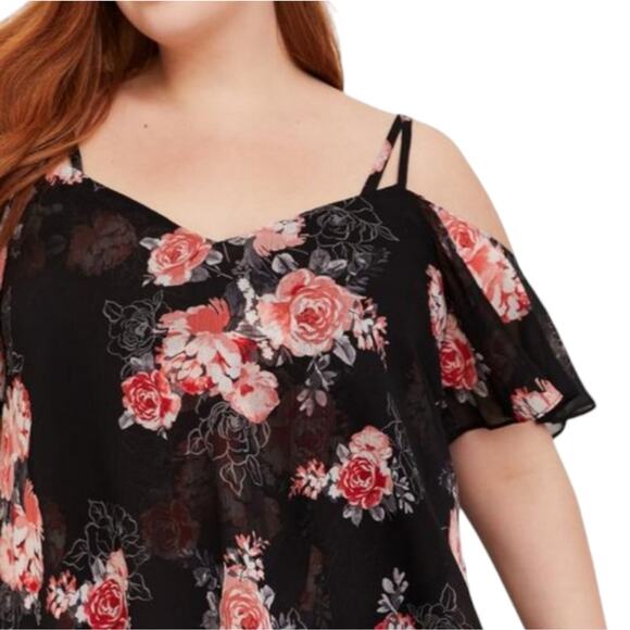 Torrid Black and Red Floral Chiffon Hanky Hem Cold Shoulder Top Plus Size 2X - Picture 4 of 11